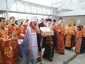 Из Греции в Екатеринбург принесены мощи великомученика Димитрия Солунского Из Греции в Екатеринбург принесены мощи великомученика Димитрия Солунского